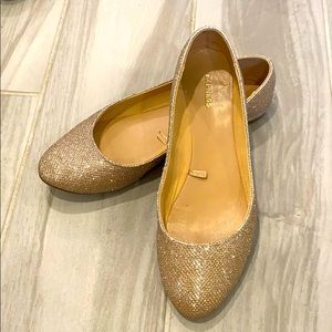 Glittery gold ballet flat
